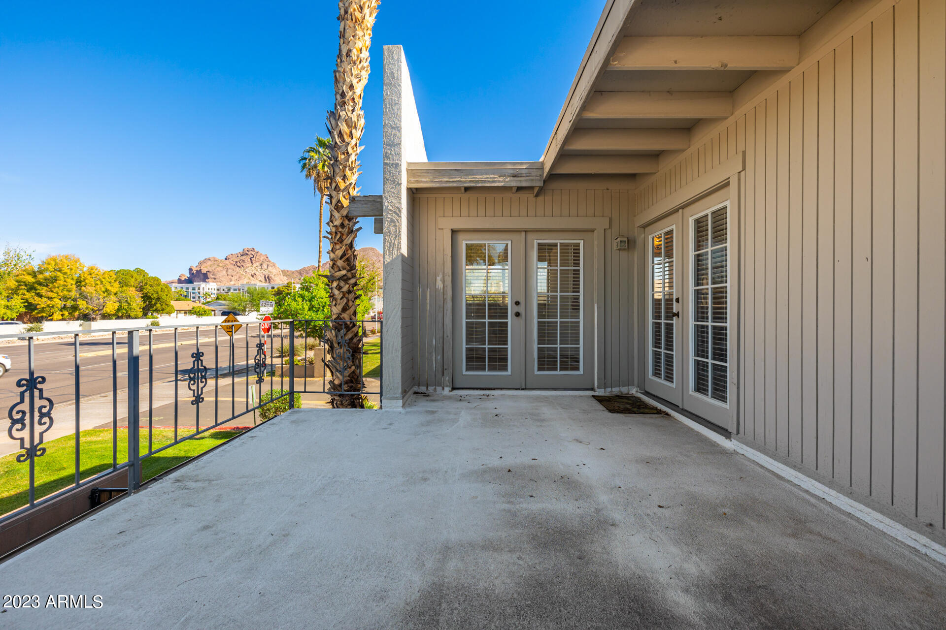 4131 East Camelback Road, Unit 37 Phoenix, AZ 85018 - Photo 15 of 21 27-Camelback