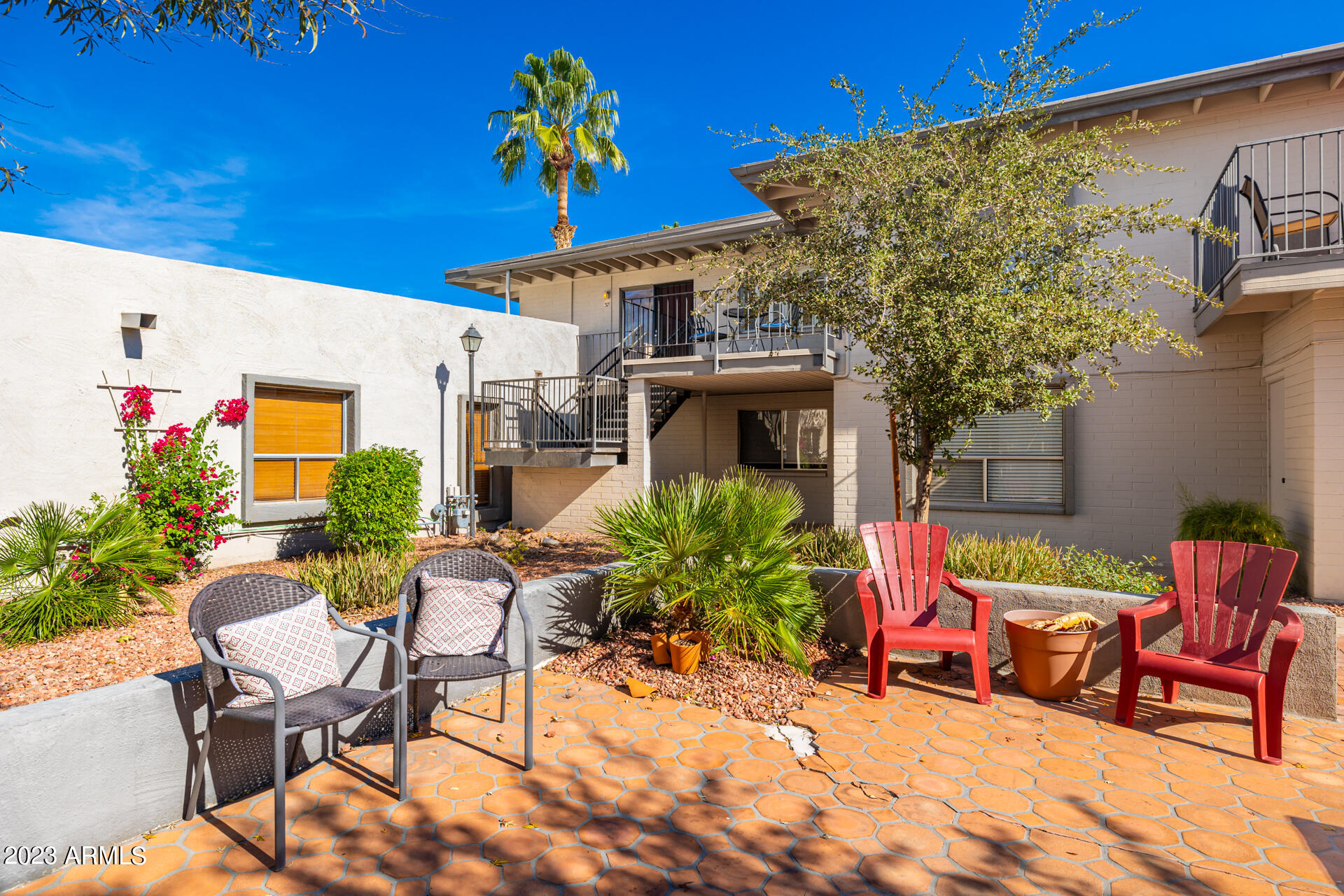 4131 East Camelback Road, Unit 37 Phoenix, AZ 85018 - Photo 17 of 21 31-Camelback