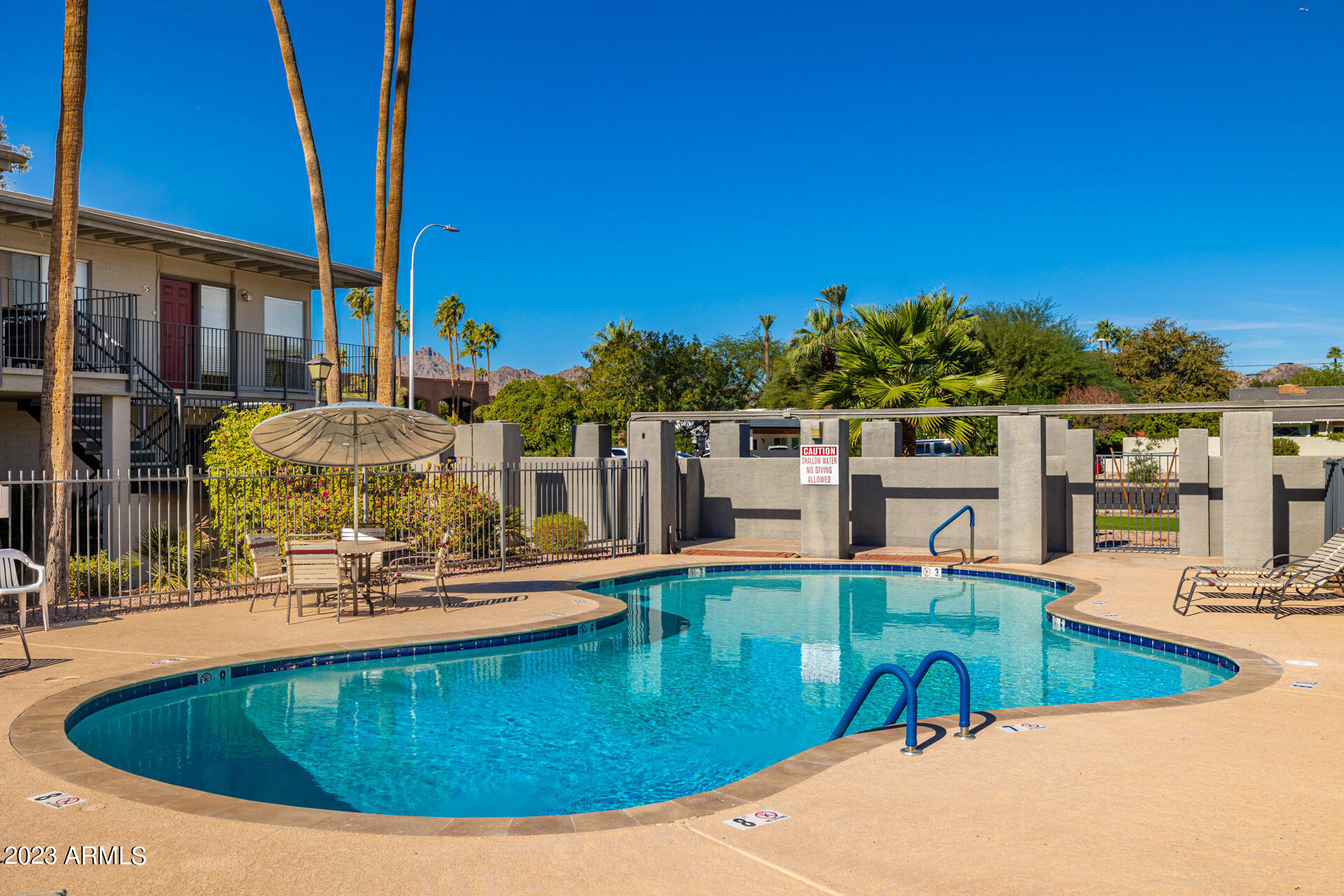4131 East Camelback Road, Unit 37 Phoenix, AZ 85018 - Photo 18 of 21 32-Camelback