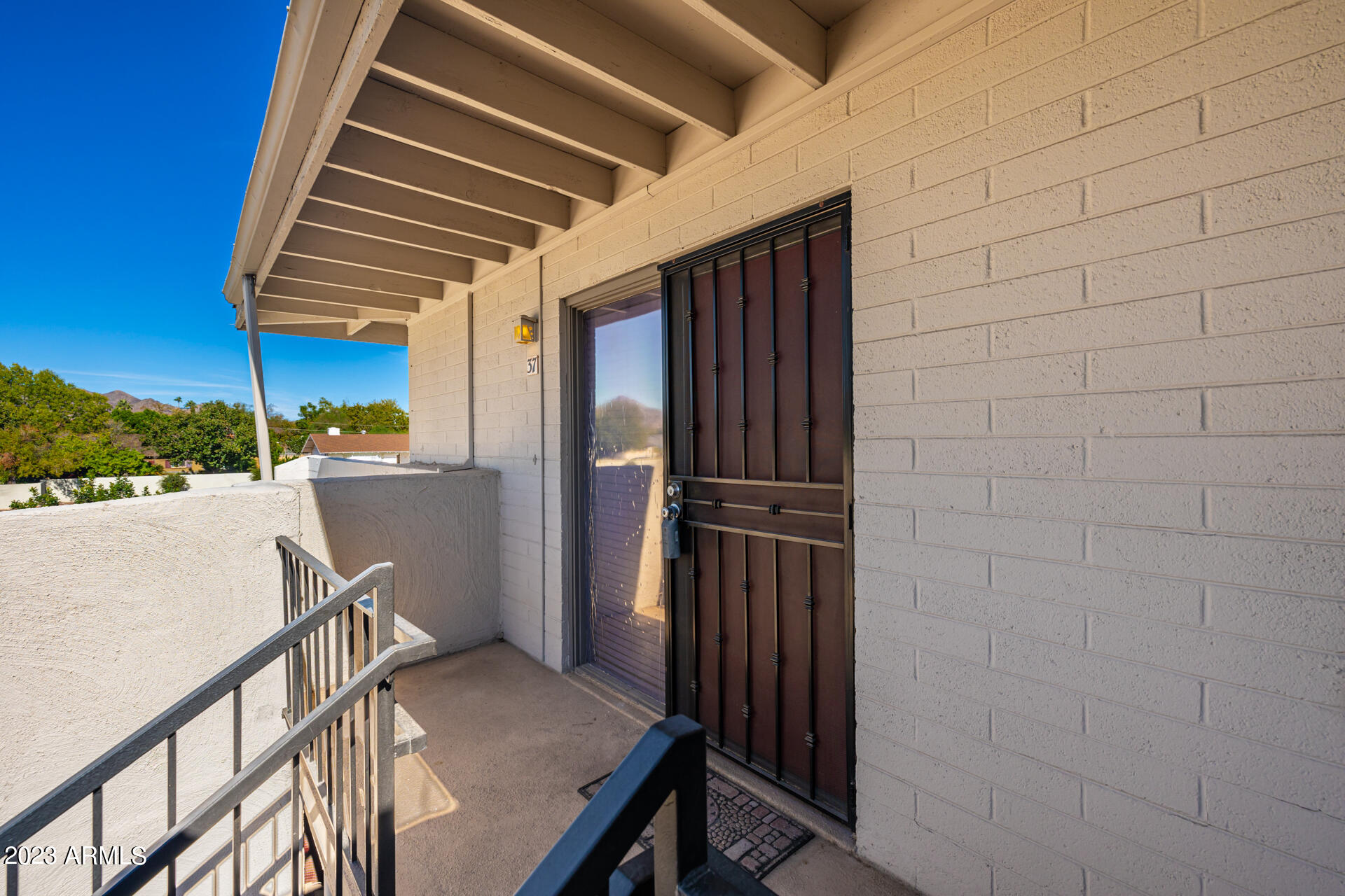 4131 East Camelback Road, Unit 37 Phoenix, AZ 85018 - Photo 2 of 21 02-Camelback
