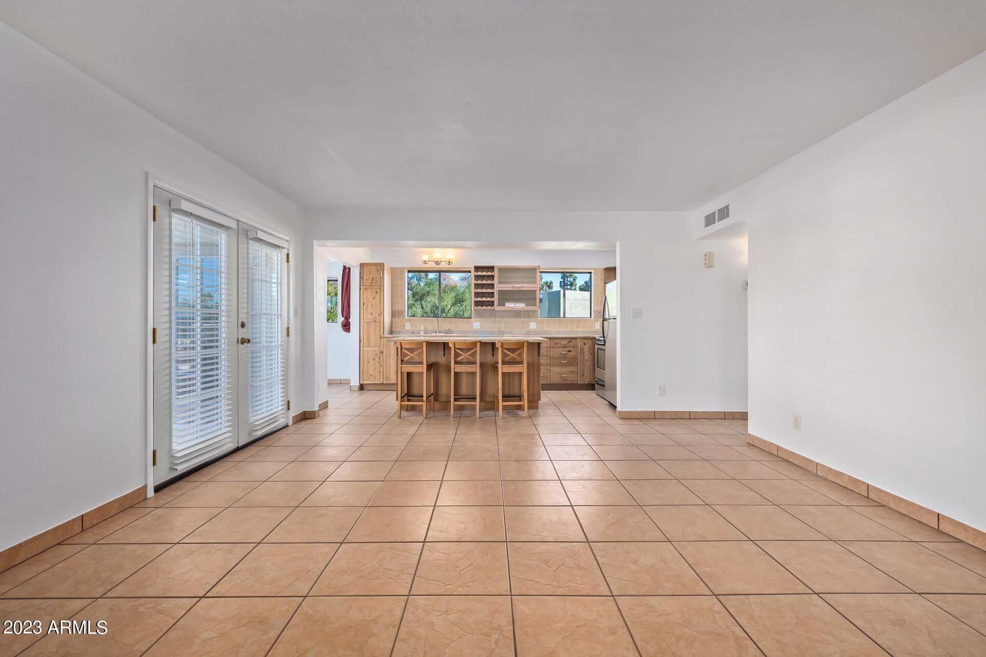 4131 East Camelback Road, Unit 37 Phoenix, AZ 85018 - Photo 8 of 21 12-Camelback