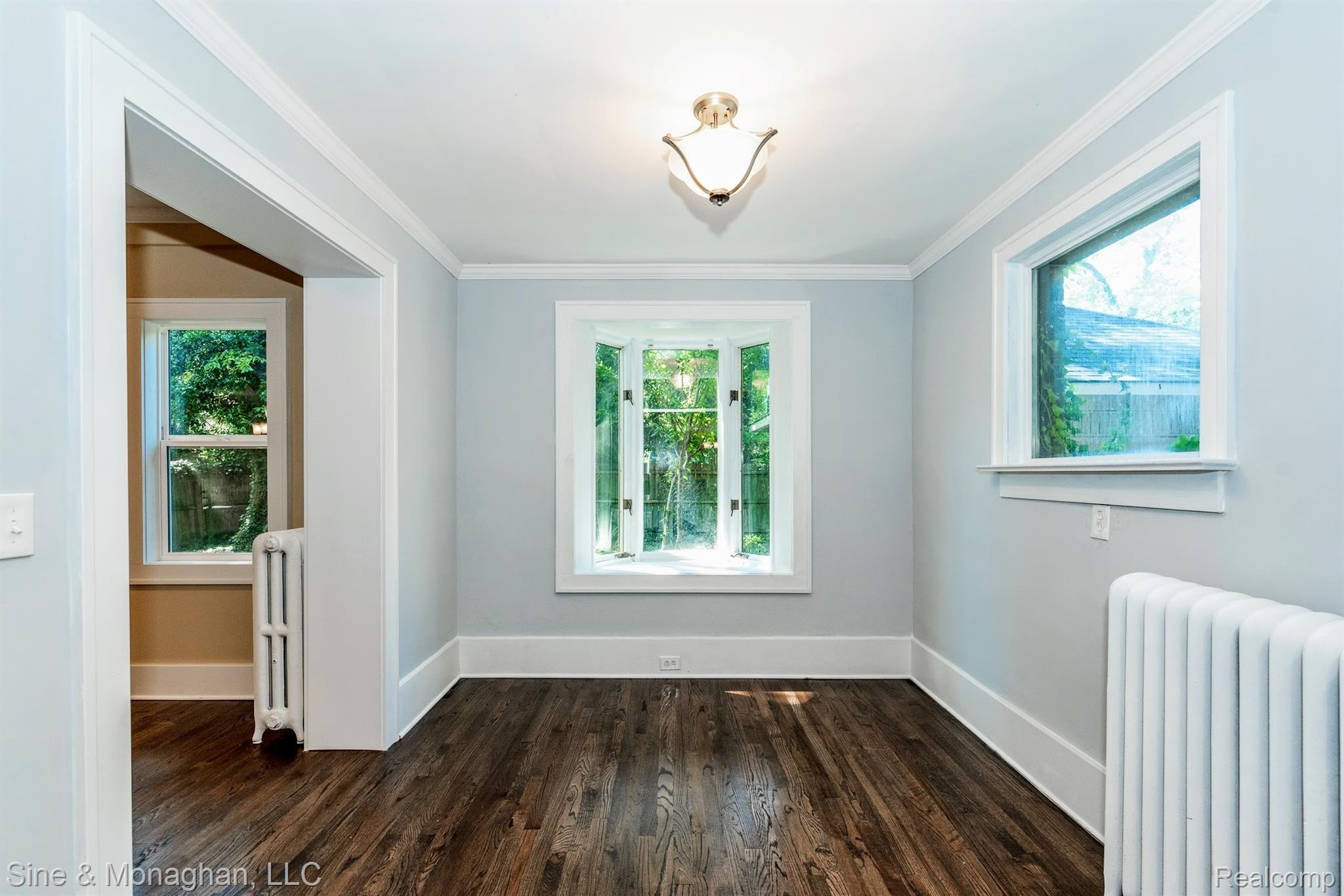 77 Moross Road Grosse Pointe, MI 48236 - Photo 9 of 28 DSC_4255.jpg
