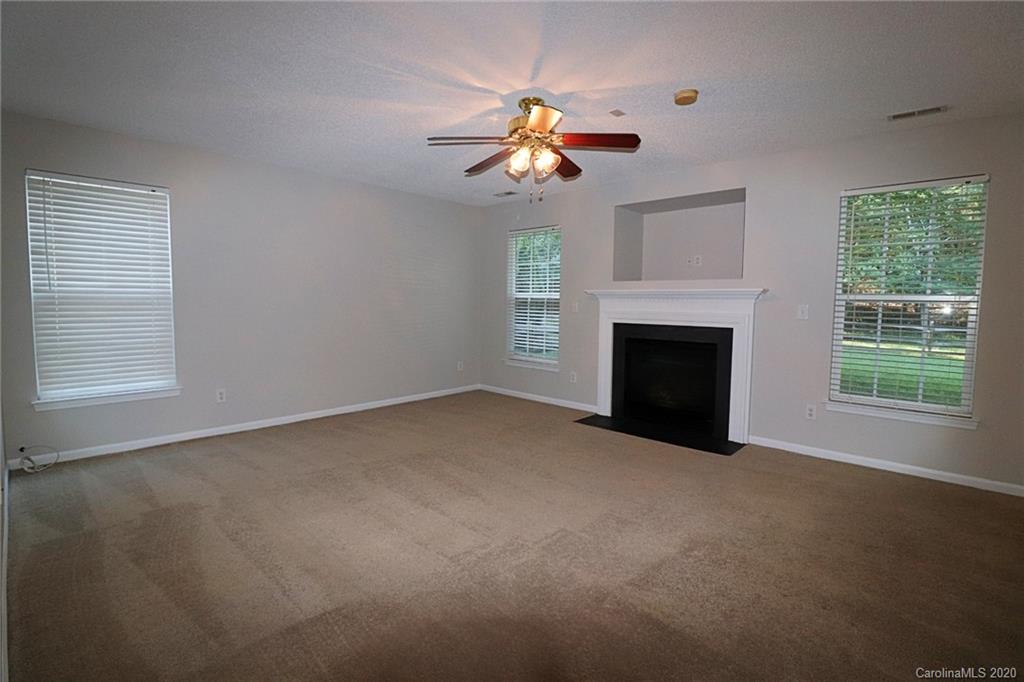 205 Chestnut Avenue Tega Cay, SC 29708 - Photo 3 of 18 Gallery Image 3