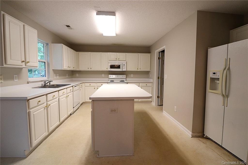 205 Chestnut Avenue Tega Cay, SC 29708 - Photo 5 of 18 Gallery Image 5