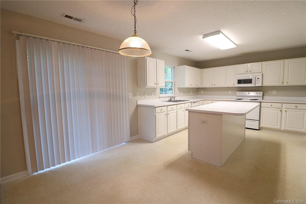 205 Chestnut Avenue Tega Cay, SC 29708 - Photo 7 of 18 Gallery Image 7