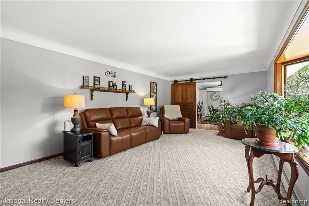 1785 Middle Road Highland, MI 48357 - Photo 6 of 50