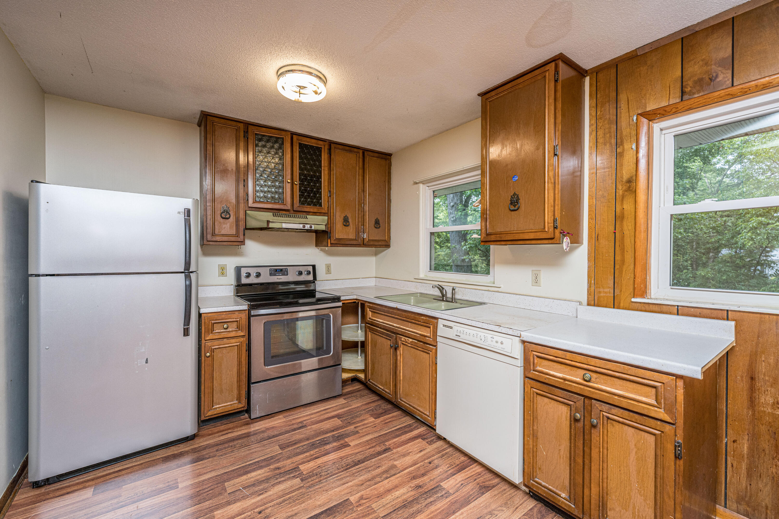 1150 Berkeley Street Hanahan, SC 29410 - Photo 12 of 37