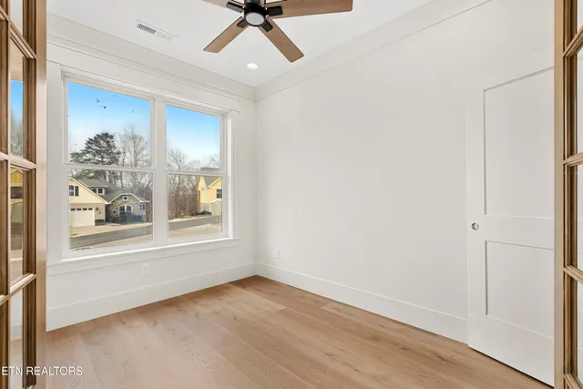 $750,000 | 178 Elokwa Way, Loudon, TN 37774