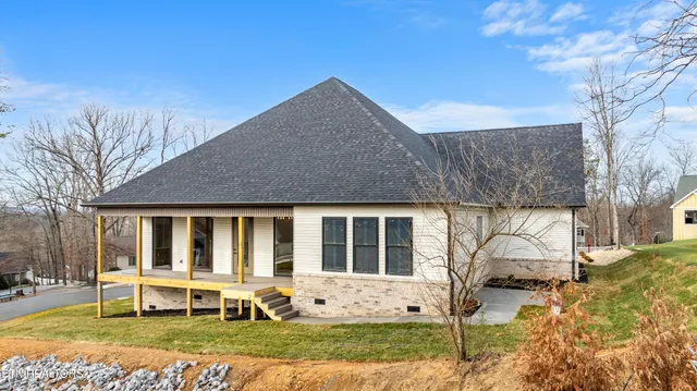 $750,000 | 178 Elokwa Way, Loudon, TN 37774