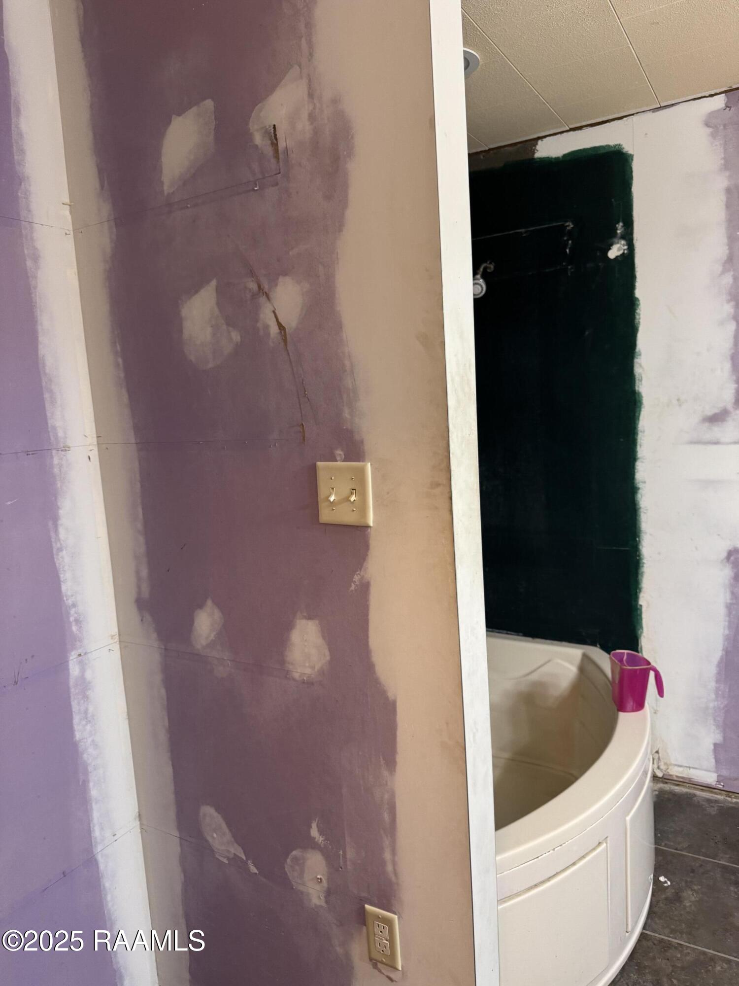 5015 Jasper Road New Iberia, LA 70560 - Photo 8 of 16 IMG_4905