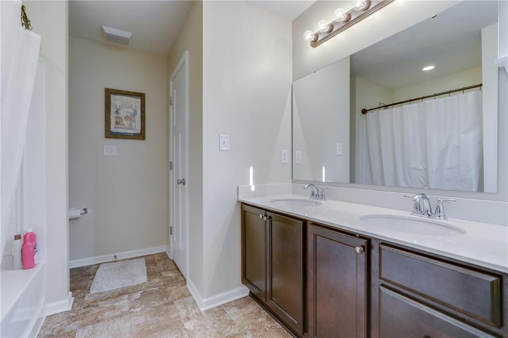 735 Abbey Road Pittsboro, IN 46167 - Photo 18 of 37 Gallery Image 18