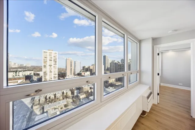 $2,600 | 88 West Schiller Street, Unit 2107L, Chicago, IL 60610