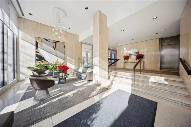 $2,600 | 88 West Schiller Street, Unit 2107L, Chicago, IL 60610