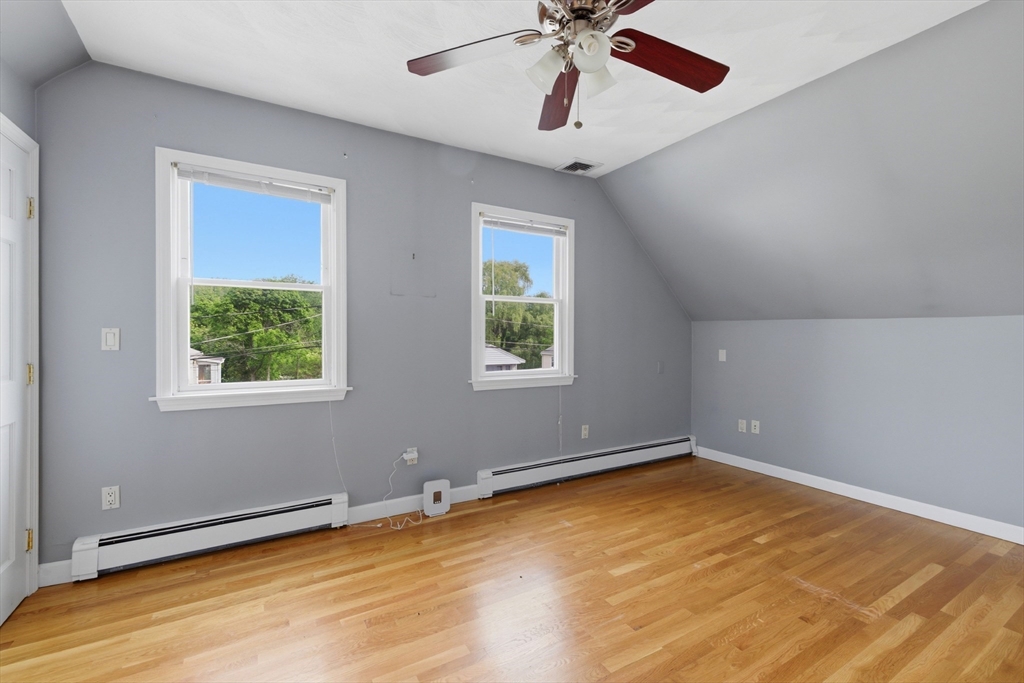 16 Elm Street Reading, MA 01867 - Photo 13 of 42