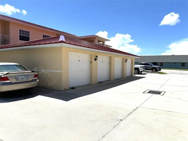 $1,895 | 242 Boundary Boulevard, Unit 114, Rotonda West, FL 33947