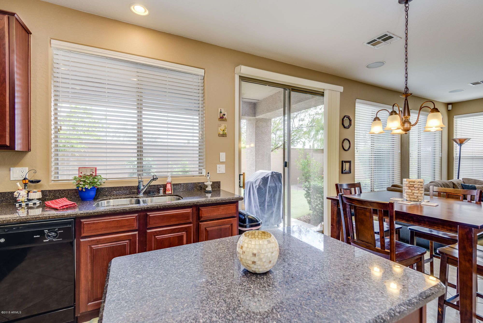 2633 West Florentine Road Phoenix, AZ 85086 - Photo 8 of 30 Large Center Island