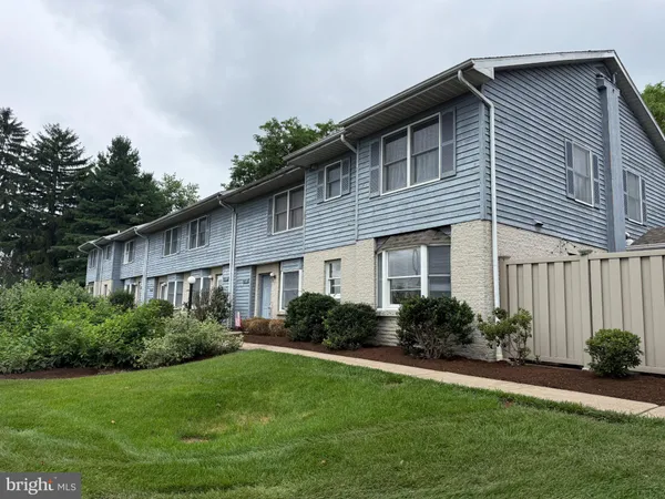 $235,500 | 933-3 West Whitehall Road, State College, PA 16801