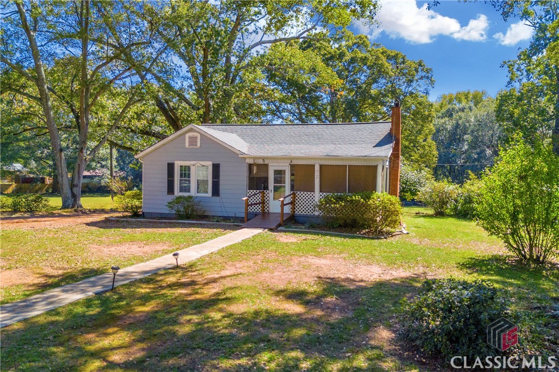 157 Westwood Road Commerce, GA 30529 - Photo 1 of 40