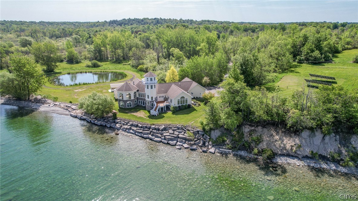304 Lakeshore Road Oswego, NY 13126 - Photo 6 of 50