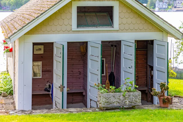 a view of outdoor space yard and patio