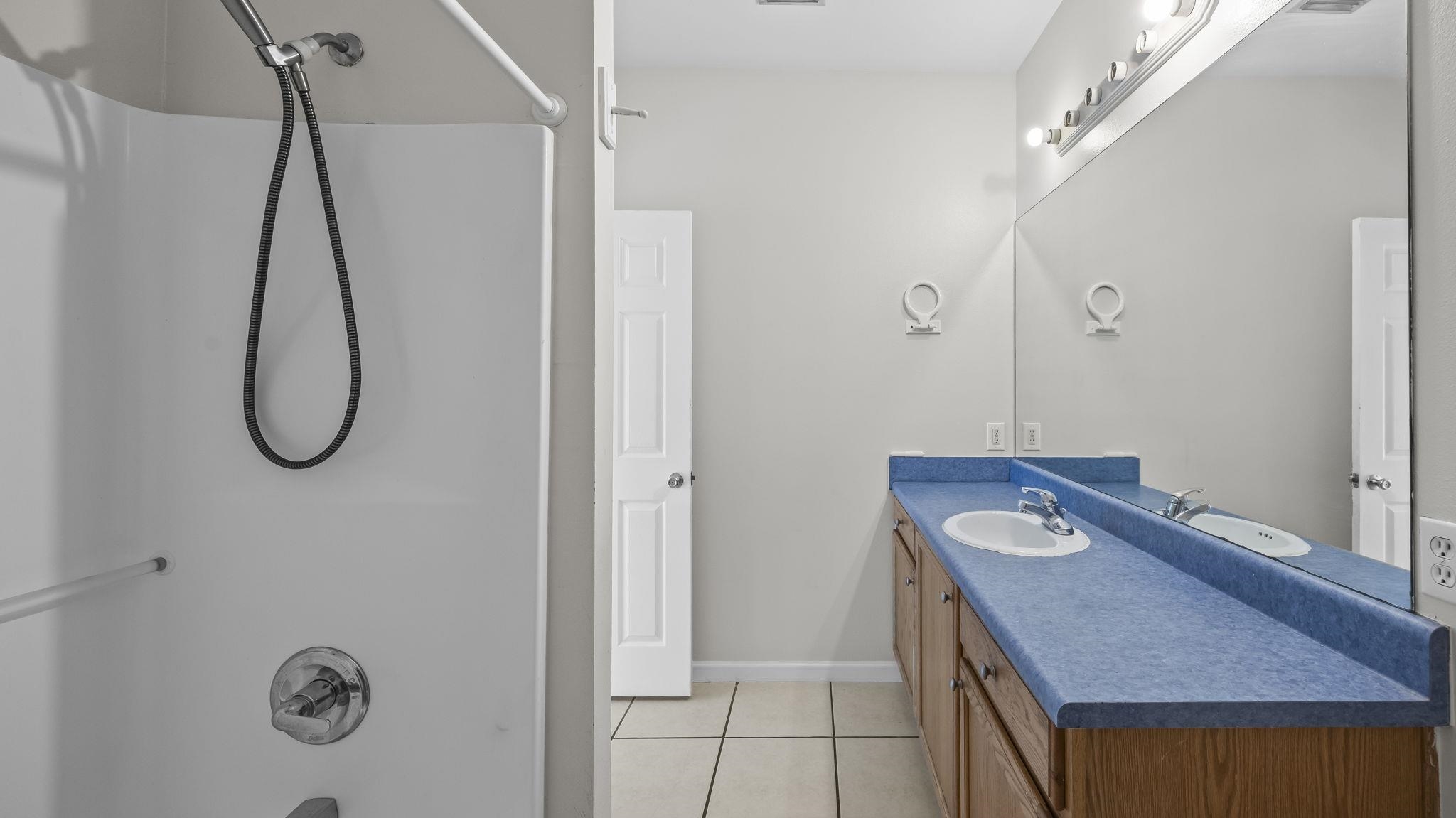 603 South Cedar Street Foley, AL 36535 - Photo 17 of 53 Bathroom