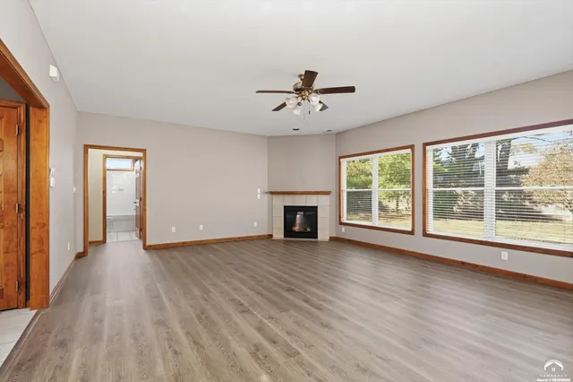 $350,000 | 214 Hillside Drive, Baldwin City, KS 66006