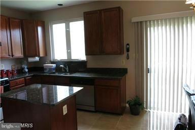 14854 Bolton Road Centreville, VA 20121 - Photo 11 of 22 Kitchen