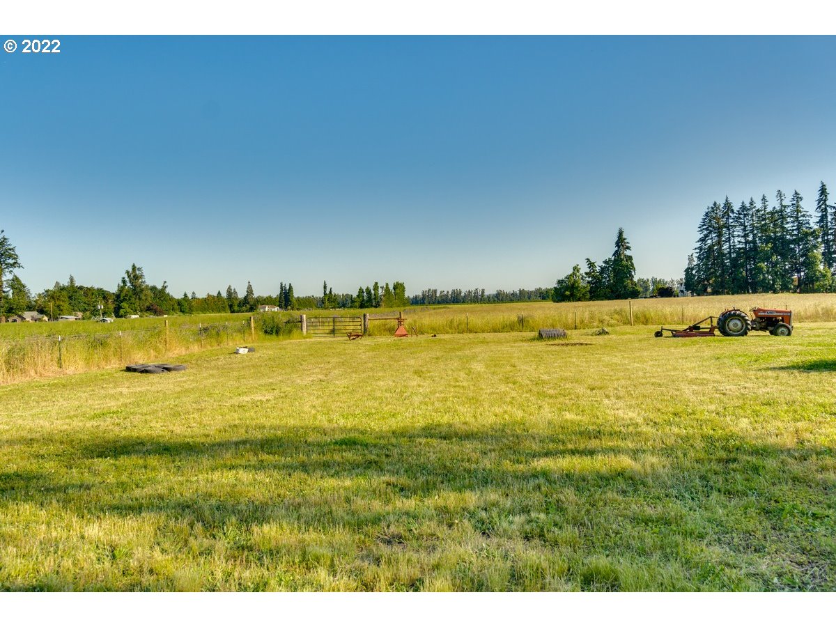 9348 Stayton Road Southeast Aumsville, OR 97325 - Photo 29 of 32 Gallery Image 29