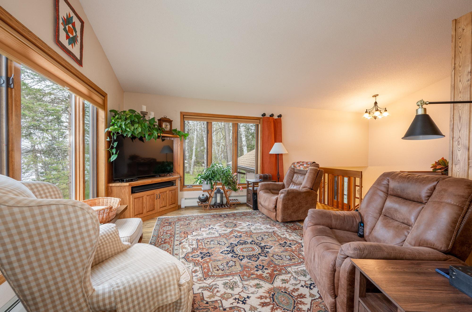 32270 Rabbit Run Cohasset, MN 55721 - Photo 14 of 41