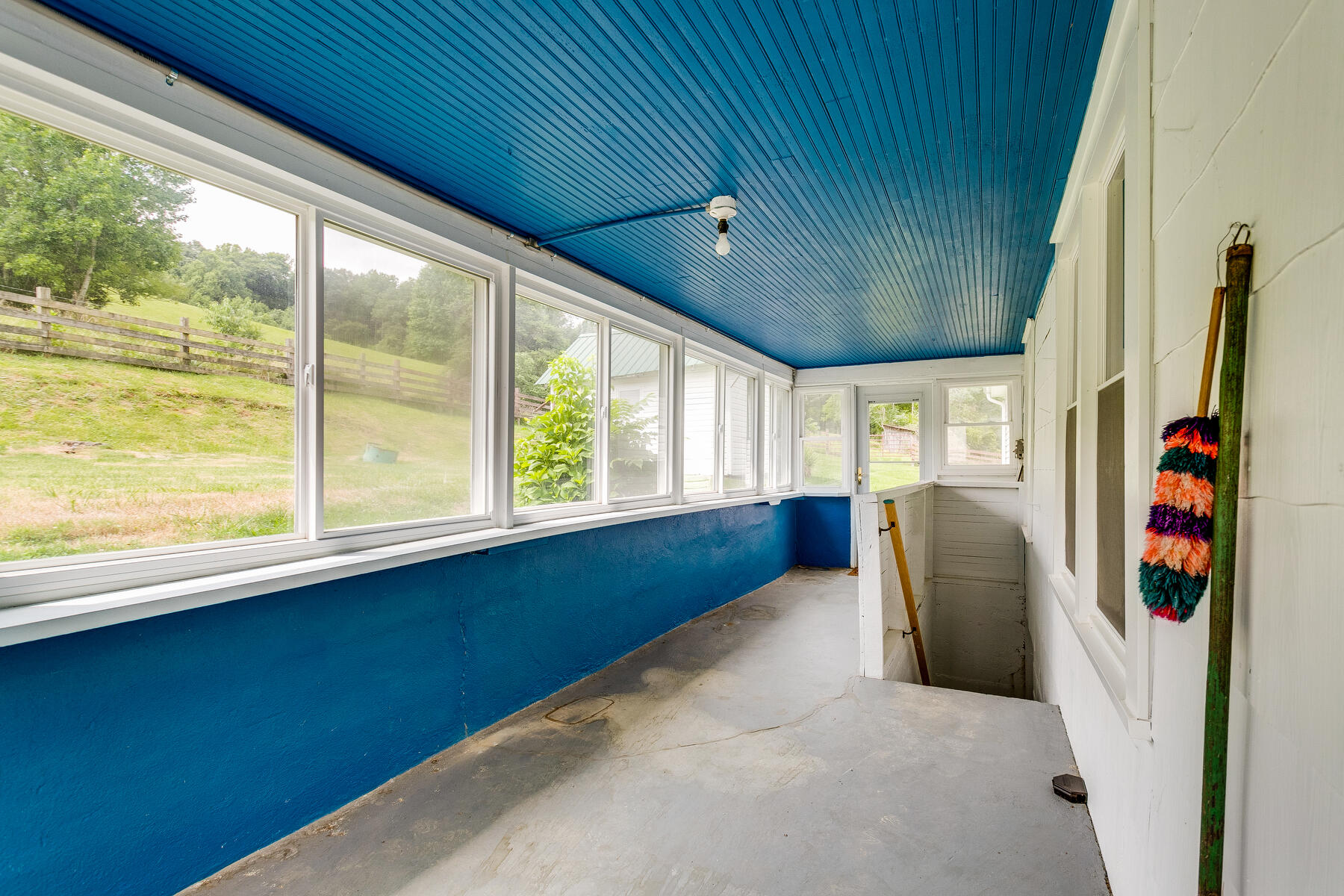 609 Dunlap Road Kingsport, TN 37663 - Photo 29 of 37 029