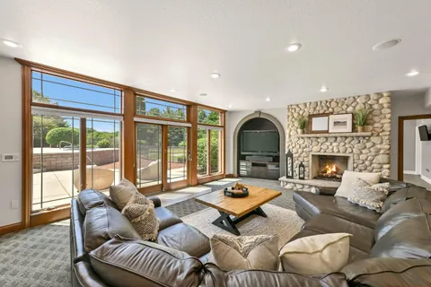 $2,775,000 | 3277 North Canterbury Lane, Summit, WI 53066
