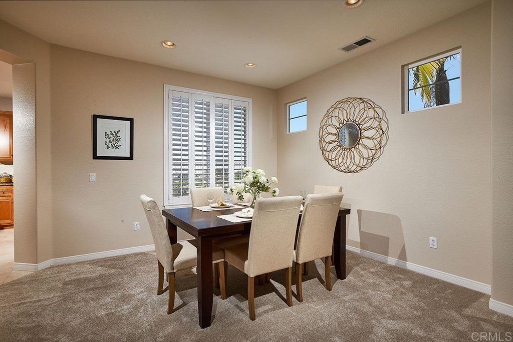 1226 Mariposa Road Carlsbad, CA 92011 - Photo 8 of 33