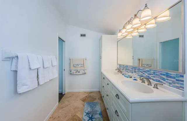 $14,000 | 8432 West Gulf Boulevard, Treasure Island, FL 33706