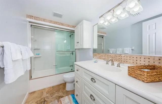 $14,000 | 8432 West Gulf Boulevard, Treasure Island, FL 33706