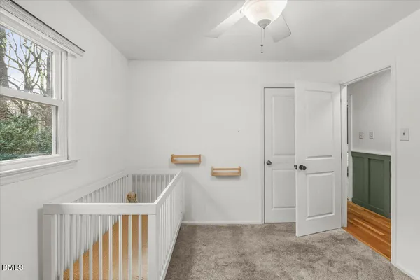 a view of an entryway with a livingroom