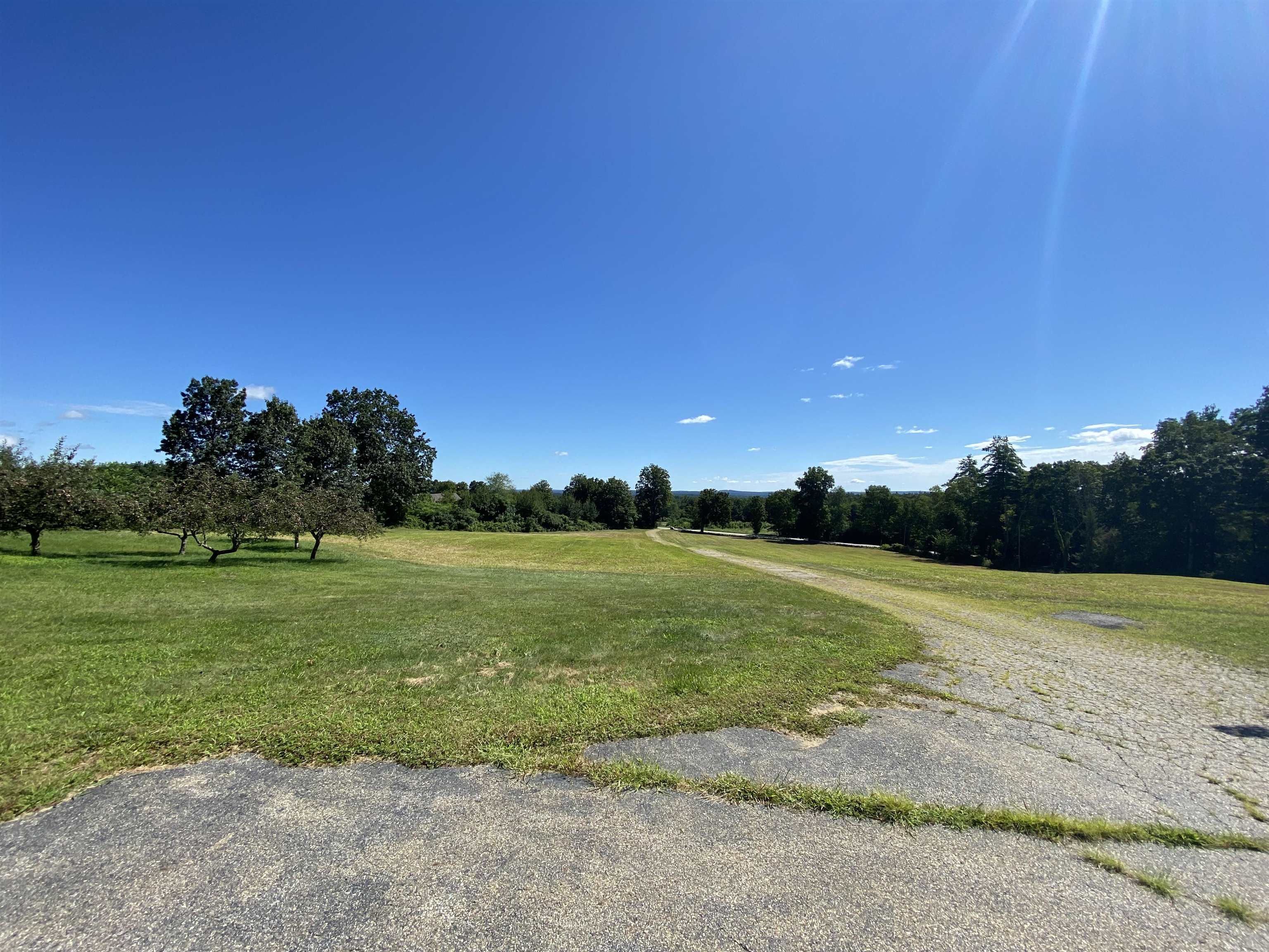 310 Pine Hill Road Hollis, NH 03049 - Photo 11 of 19