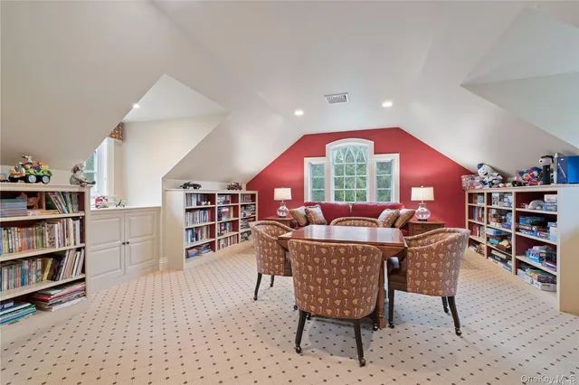 $5,700,000 | 6 La Colline Drive, Mill Neck, NY 11765