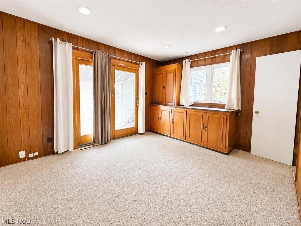 13630 Cedar Road, Unit LOWR University Heights, OH 44118 - Photo 12 of 19
