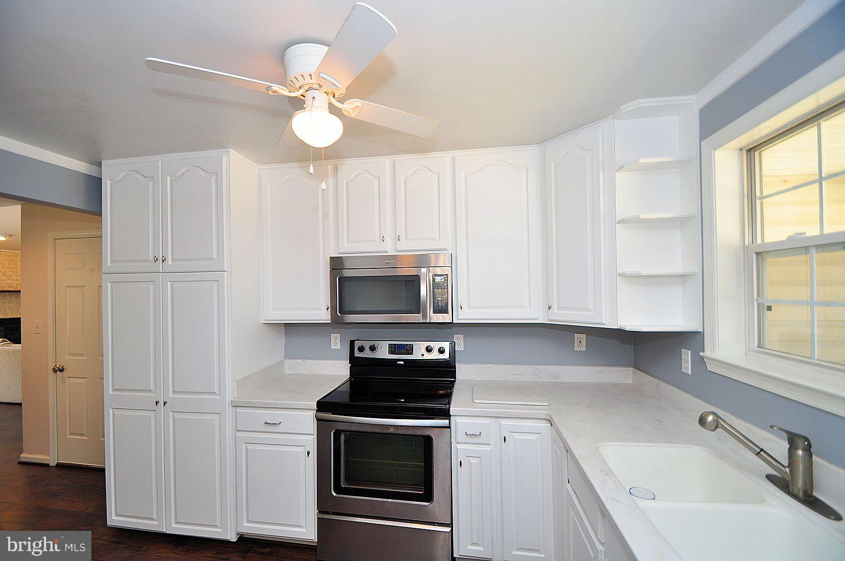 8445 Garland Road Pasadena, MD 21122 - Photo 19 of 30 Kitchen