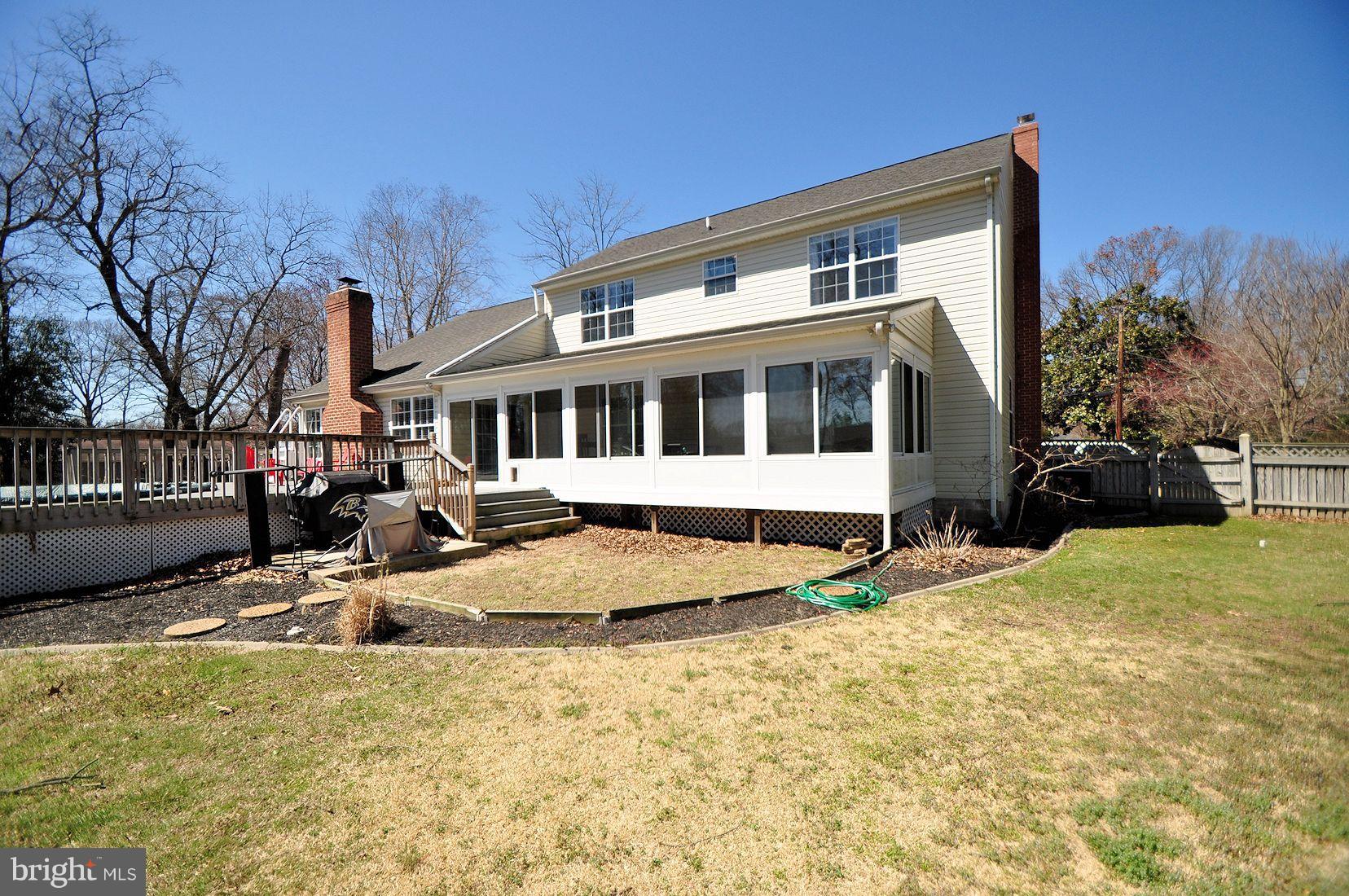 8445 Garland Road Pasadena, MD 21122 - Photo 29 of 30 Exterior (Rear)