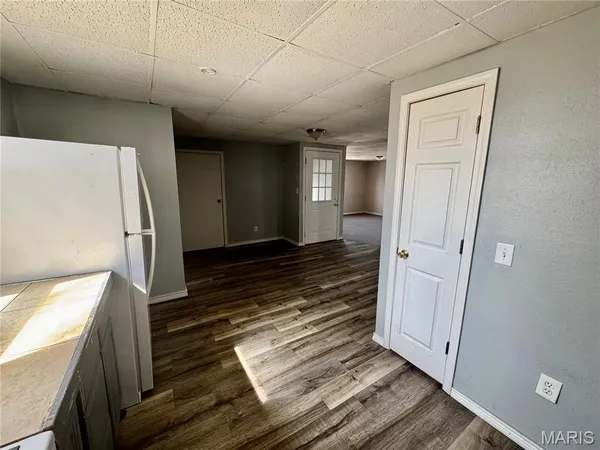 $795 | 207 East Penning Avenue, Unit B, Wood River, IL 62095