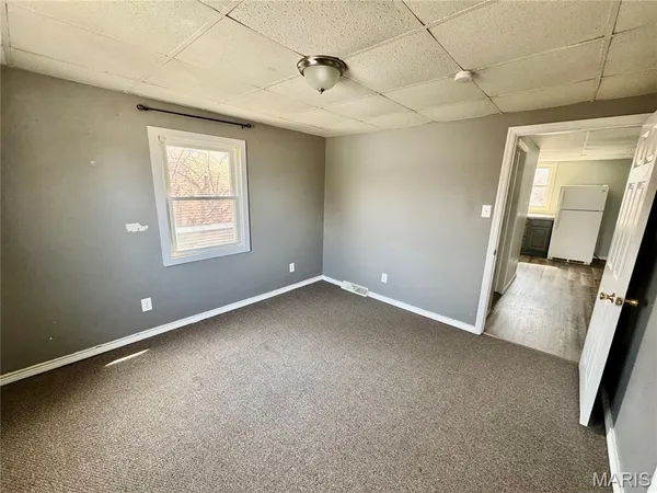 $795 | 207 East Penning Avenue, Unit B, Wood River, IL 62095