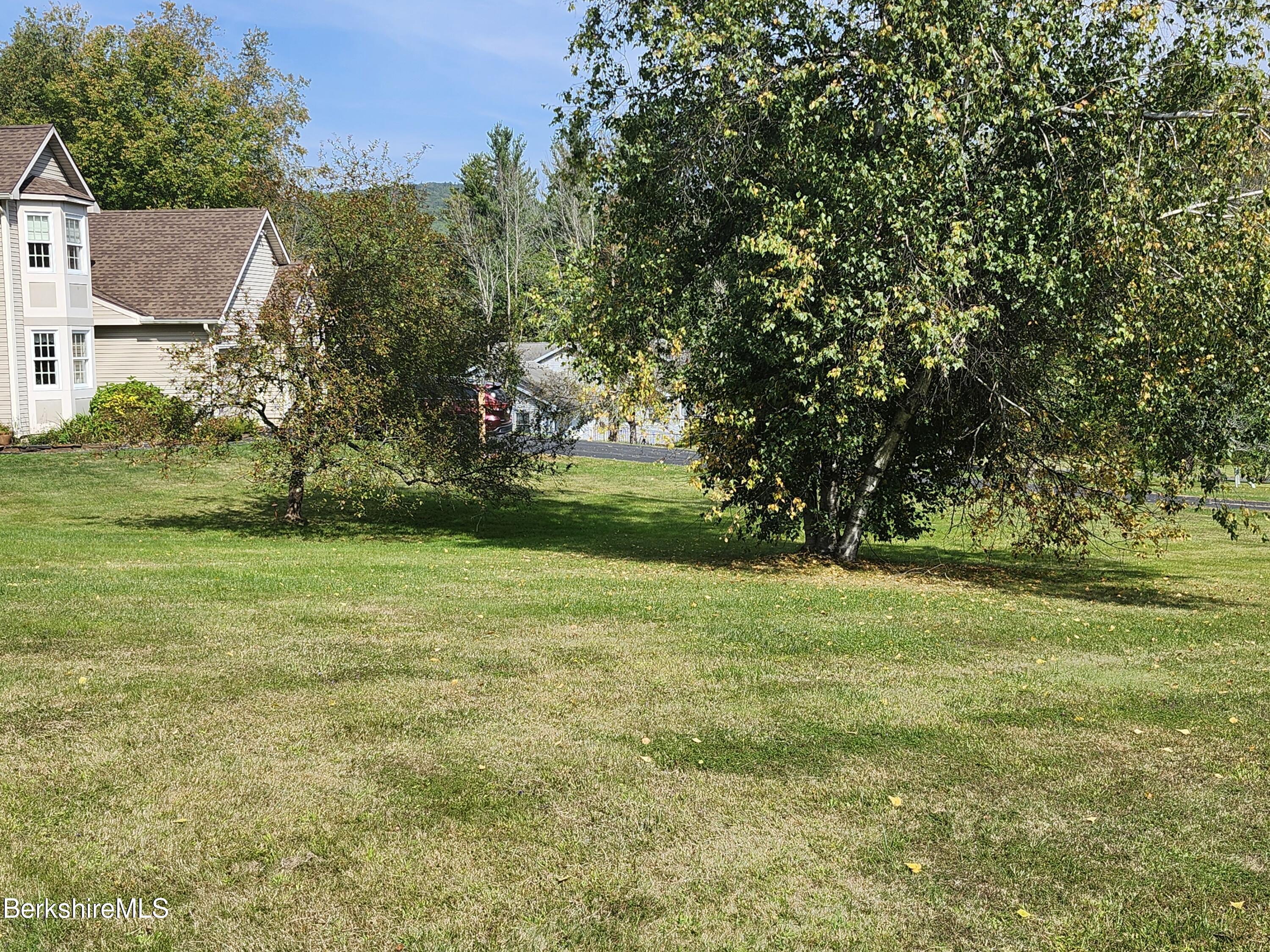 10 Lillybrook Road Pittsfield, MA 01201 - Photo 24 of 91 1000002330