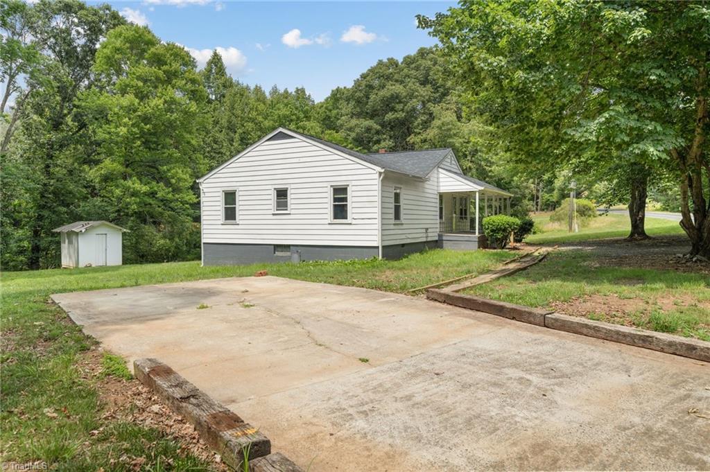 4795 Boiling Springs Road Tobaccoville, NC 27050 - Photo 27 of 49 Gallery Image 27