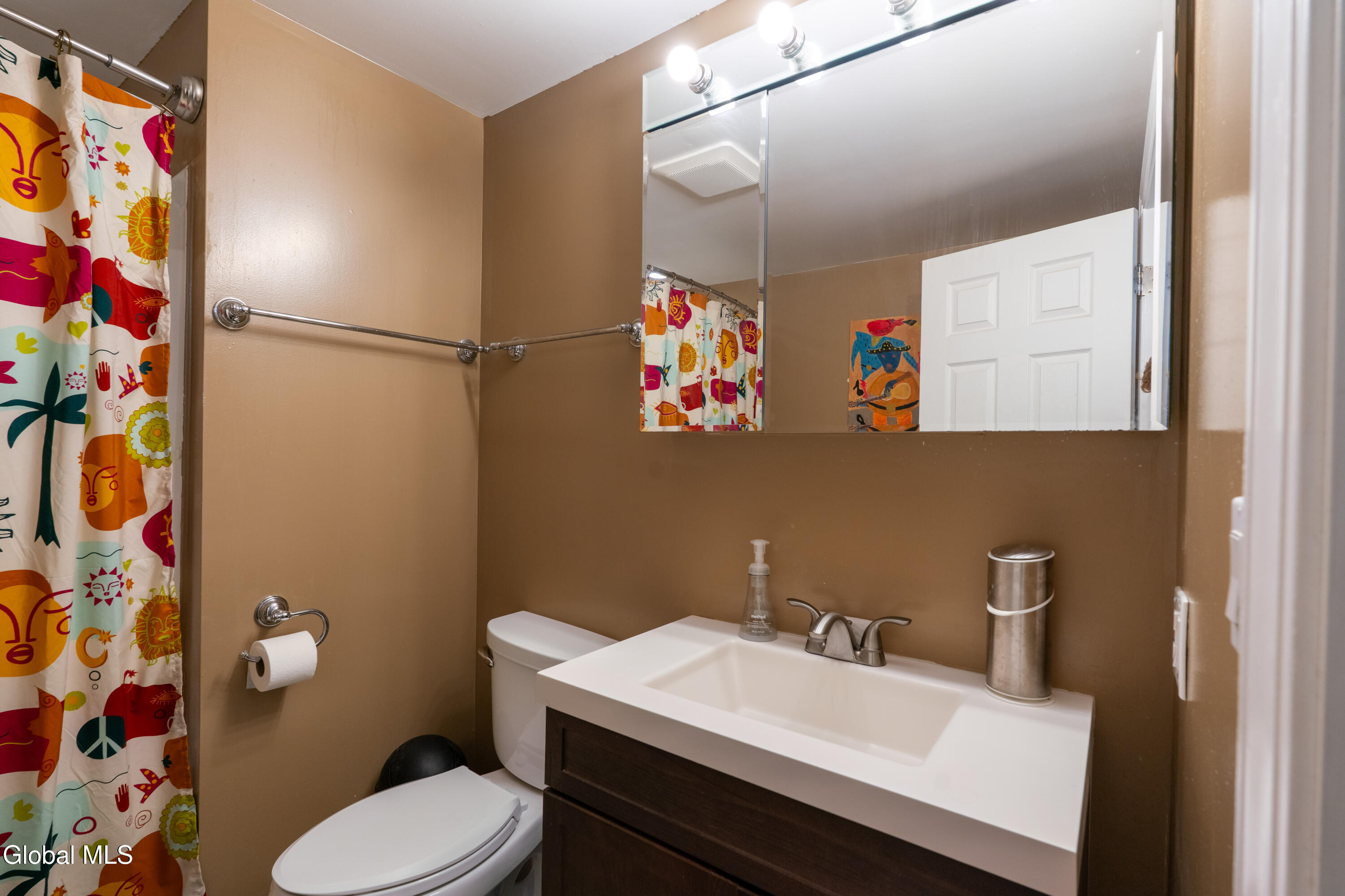 150 Thimbleberry Road Malta, NY 12020 - Photo 21 of 34 150 Thimbleberry-18