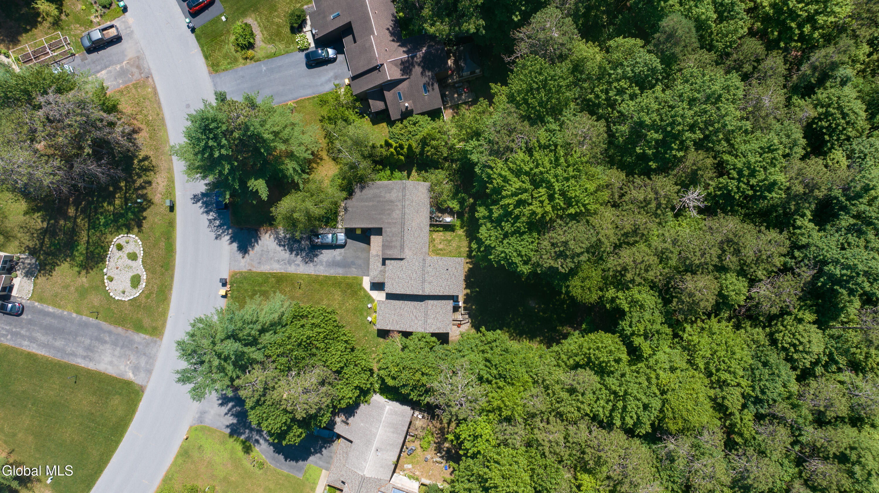 150 Thimbleberry Road Malta, NY 12020 - Photo 30 of 34 150 Thimbleberry-34