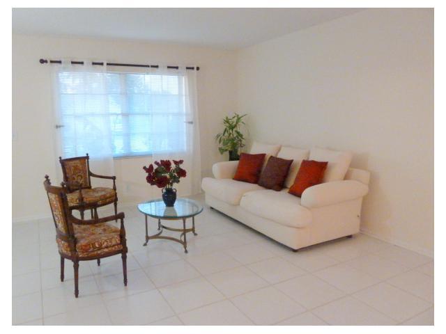 9477 Southampton Place Boca Raton, FL 33434 - Photo 5 of 14 Additional Photo