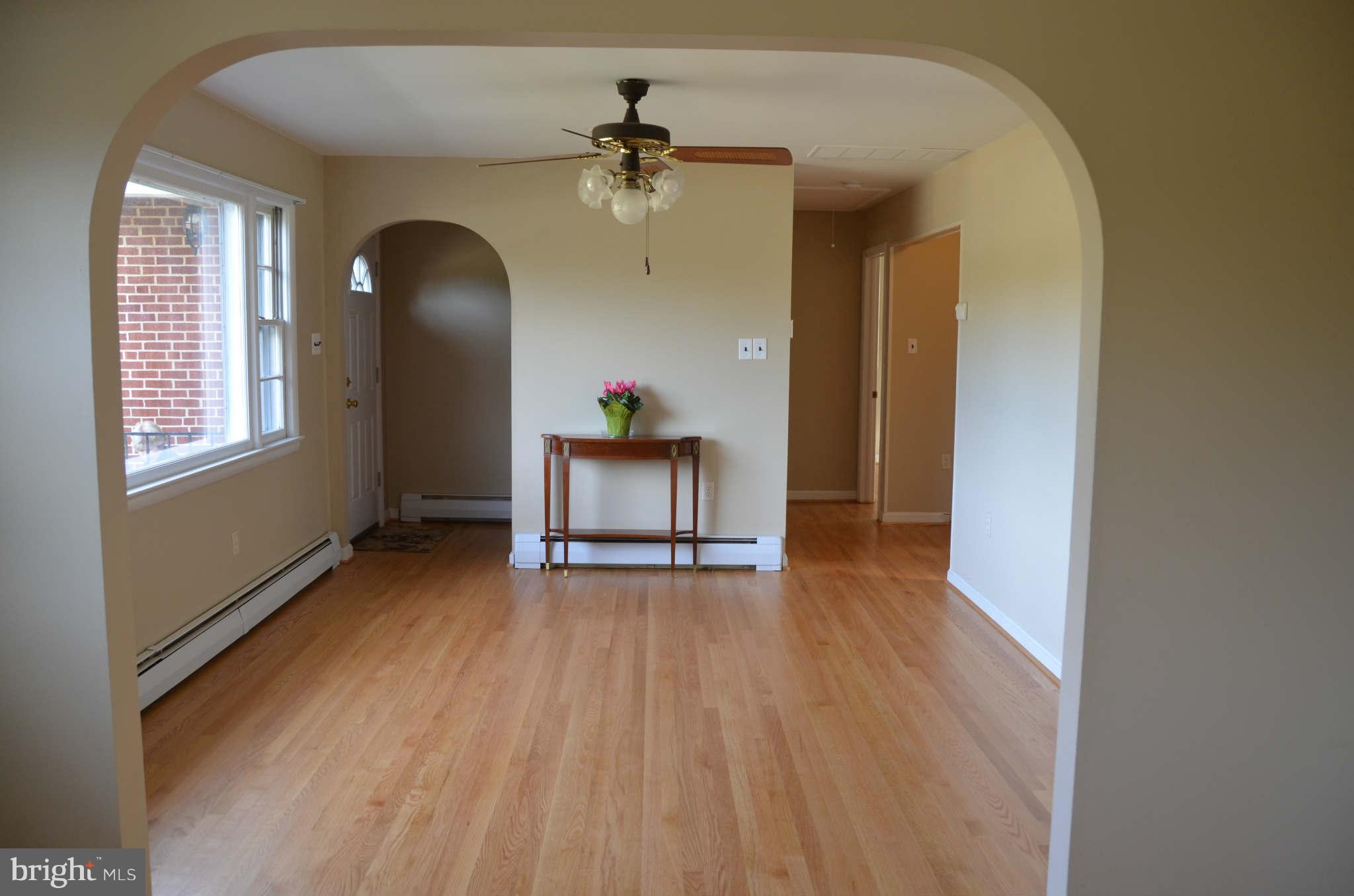 3580 Jones Road Dunkirk, MD 20754 - Photo 11 of 29 Living Room