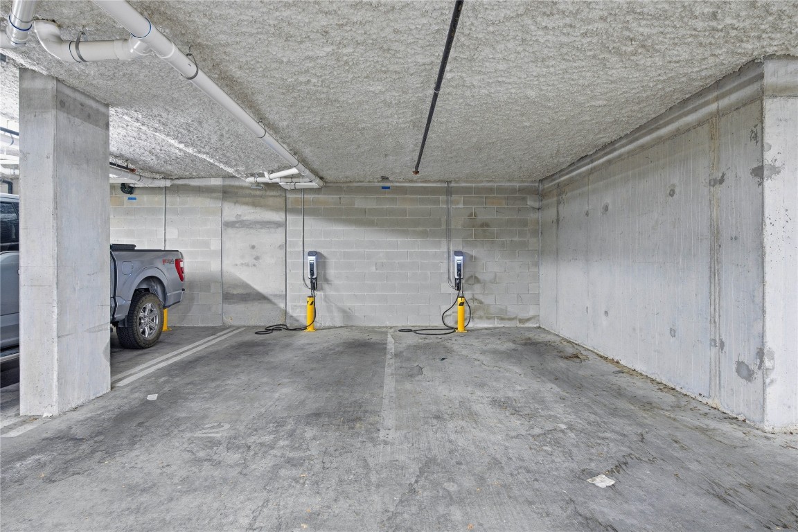 2500 Longview Street, Unit 219 Austin, TX 78705 - Photo 25 of 40 a view of car garage