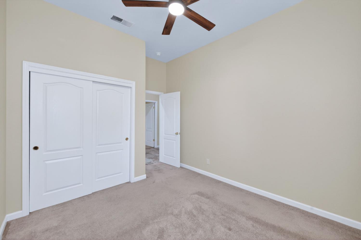794 Applegate Avenue Clovis, CA 93611 - Photo 12 of 28